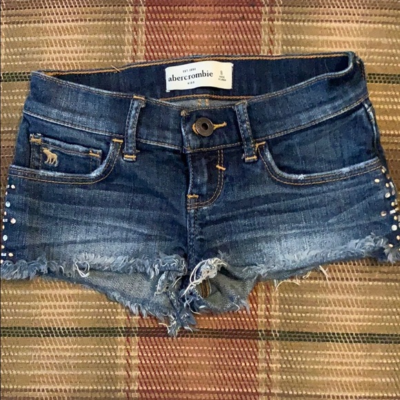 abercrombie kids Other - Abercrombie girls size 8 cutoff shorts abercrombie kids Other - Abercrombie girls size 8 cutoff shorts